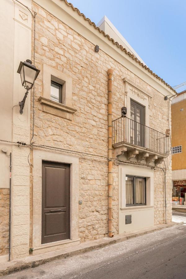 I Mori - Design Apartments Comiso Buitenkant foto